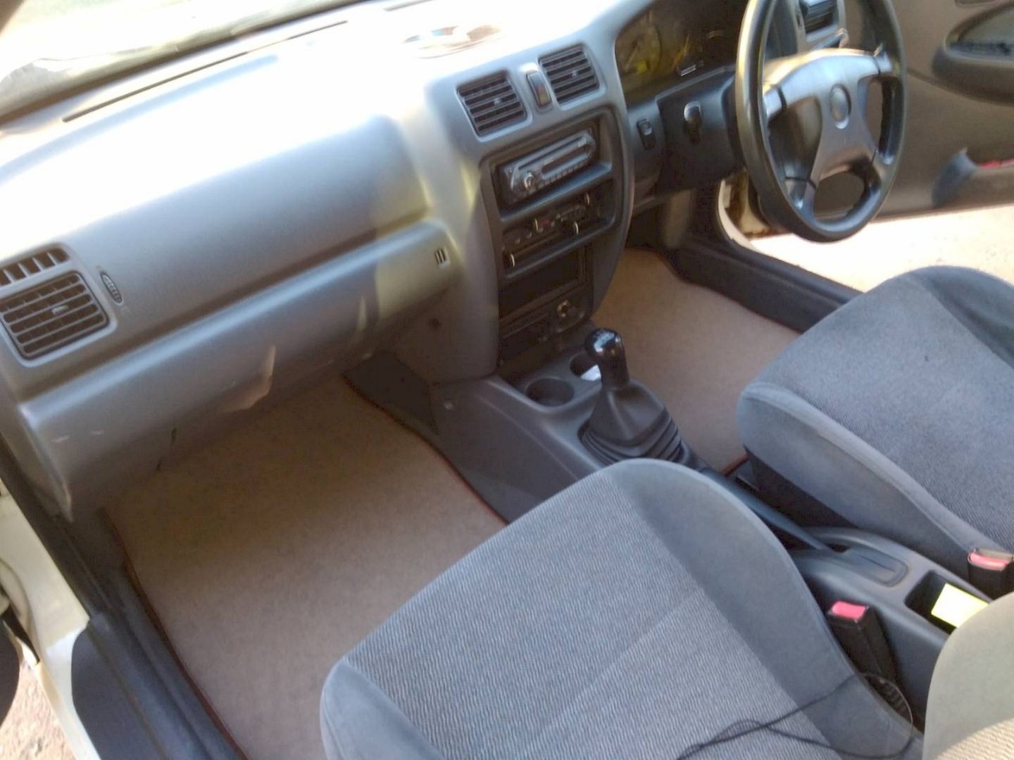 Ева коврики для Mazda Familia (BH) седан 1994 - 1998 правый руль — NqTIWN3D2mg resized